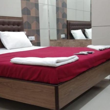 Hotel Royal Residency มุมไบ ภายนอก รูปภาพ